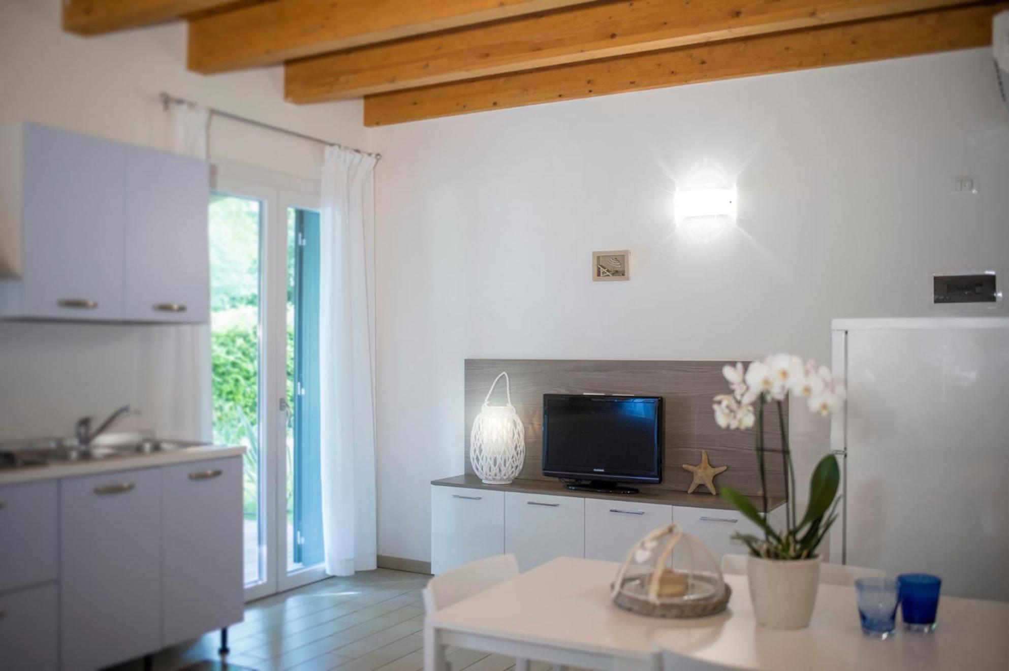Residence Duna Rossa - Family Friendly Duna Verde Room photo